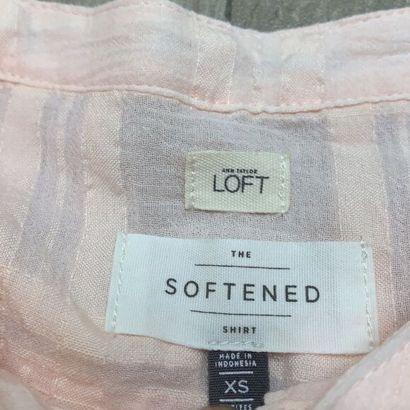 Womens Ann Taylor LOFT The Softened Shirt‎ - Picture 2 of 6